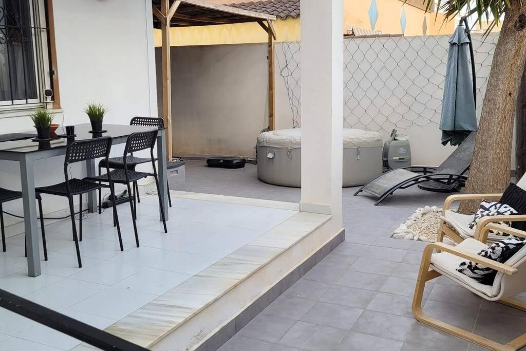 2 Bedroom House In Cabo Roig Orihuela Zewnętrze zdjęcie