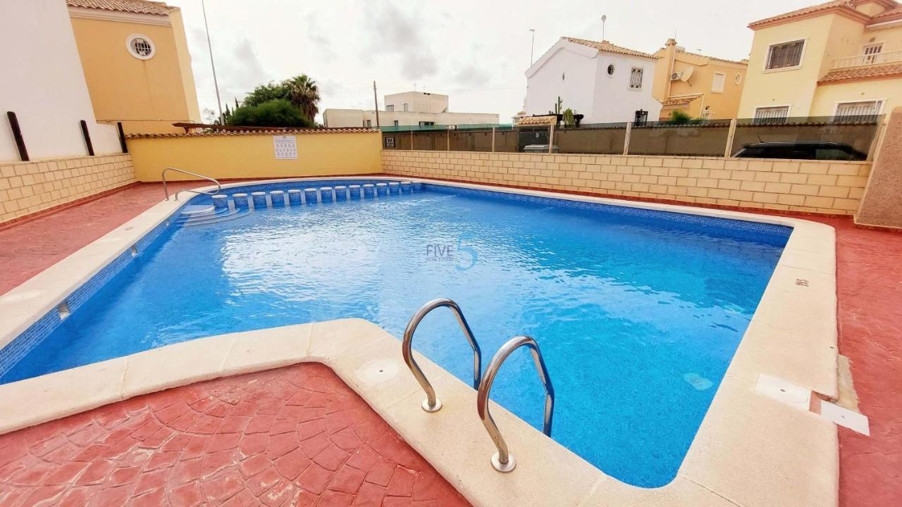 2 Bedroom House In Cabo Roig Orihuela Zewnętrze zdjęcie
